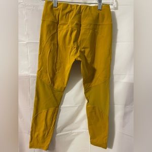 Zyia Active Mustard Yellow Mesh Crop LeggingsGUC